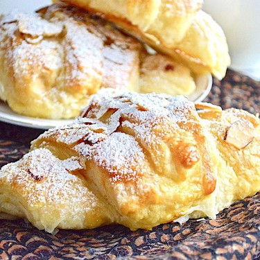 Almond Croissants Recipe | SideChef