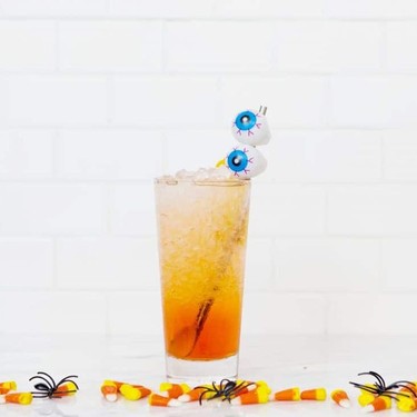 Halloween Cocktail: Aperol Spritz Recipe | SideChef