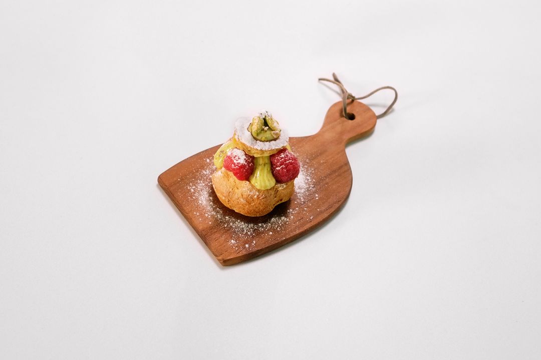 Pistachio Choux à la Crème (Cream Puffs) Recipe | SideChef