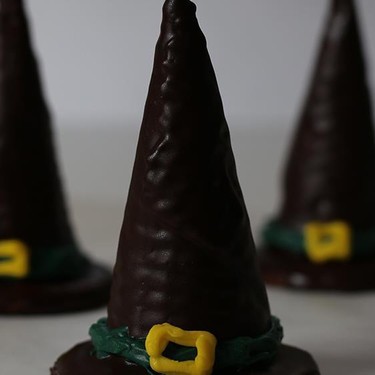 Witch's Hat Cookies Recipe | SideChef