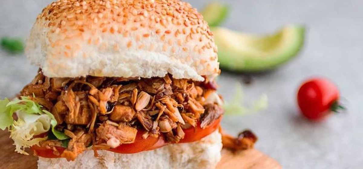 Vegan "Pulled Pork" Style Jackfruit Burger Recipe | SideChef