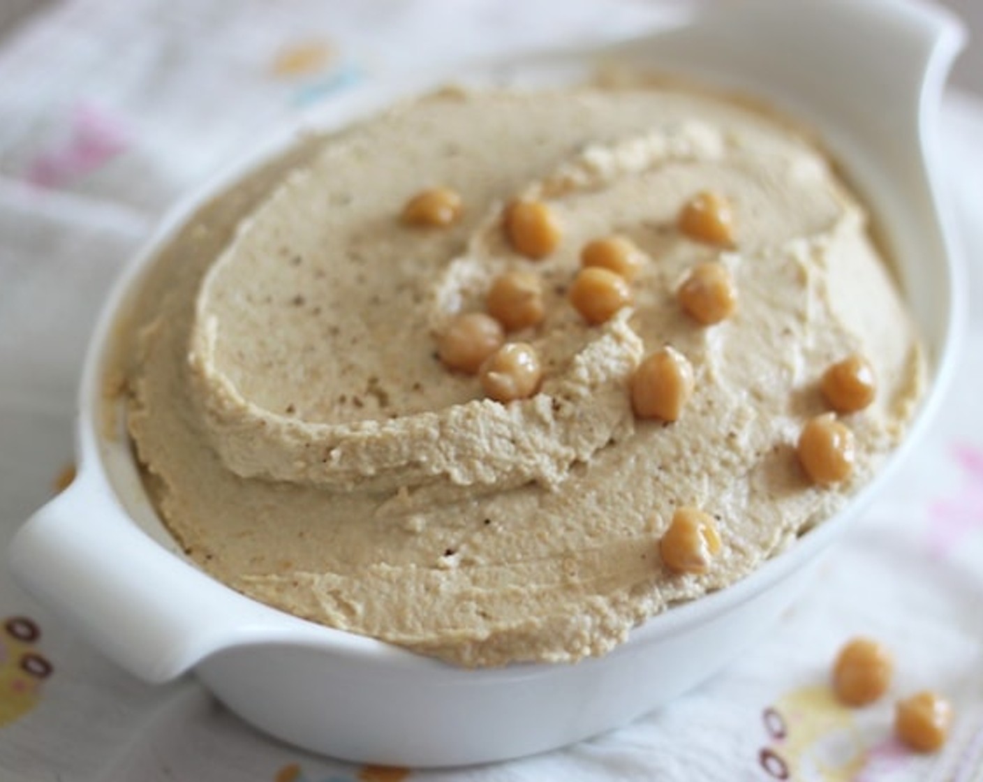 step 7 Set into a serving bowl and garnish with Cayenne Pepper (1/2 tsp) and Ground Black Pepper (1/2 tsp). You can serve it with toasted bread, crackers, or breadsticks. Enjoy!