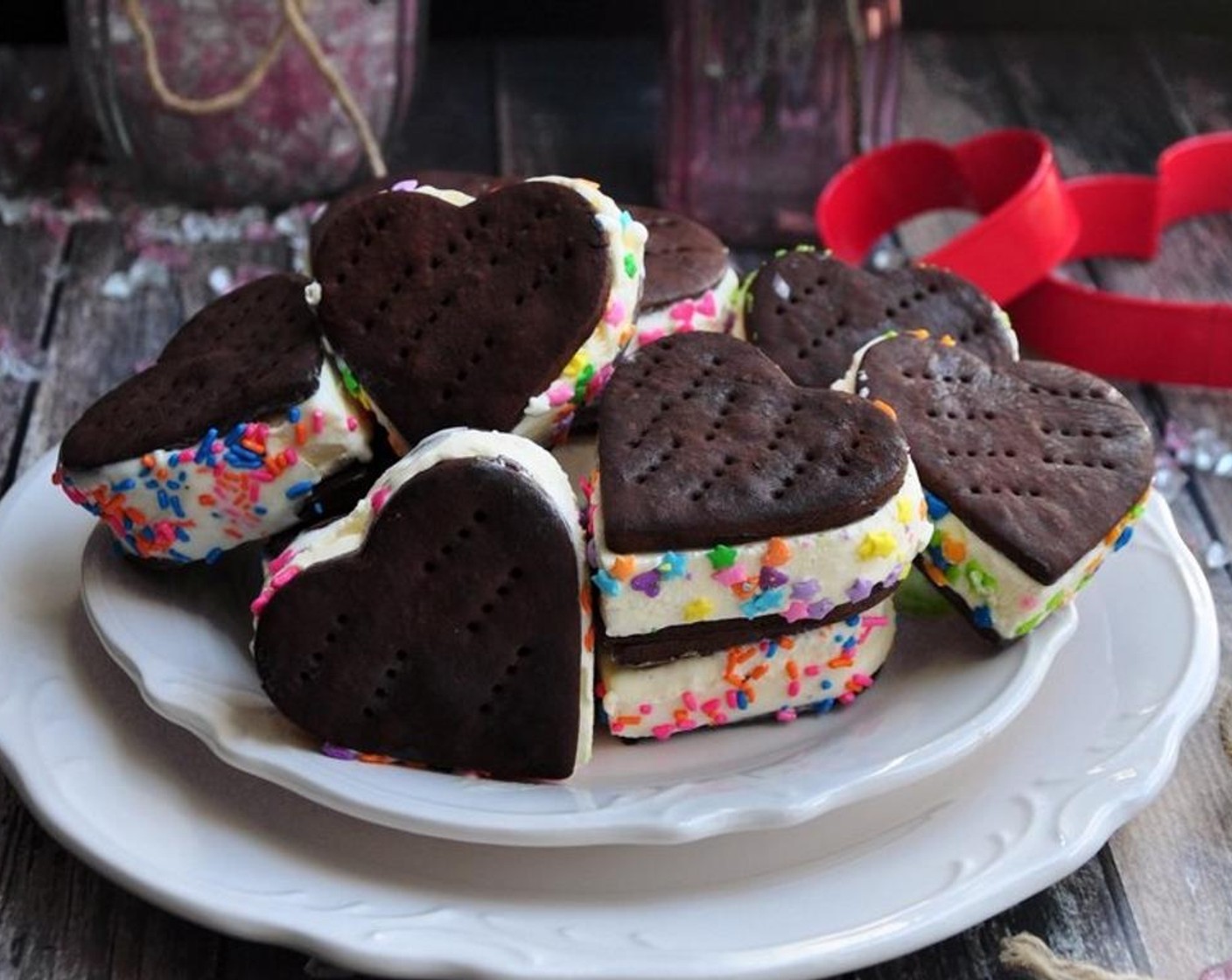 step 11 Sandwich the ice cream between two cookies, and place in freezer until ready to serve.