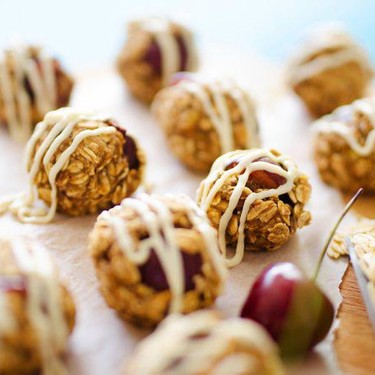 Cherry Cheesecake Oat Cookies Recipe | SideChef
