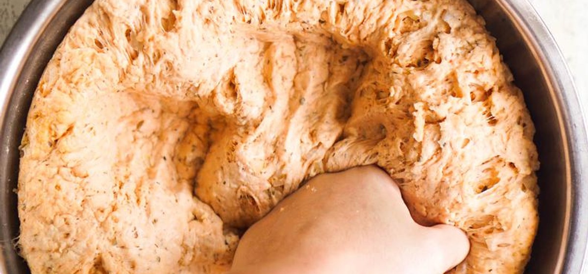 Tomato & Spinach Bread Roulade Recipe | SideChef