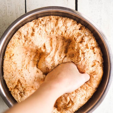 Tomato & Spinach Bread Roulade Recipe | SideChef