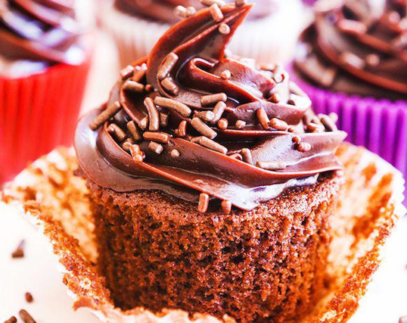 Perfect Chocolate Cupcakes with Chocolate Ganache Frosting