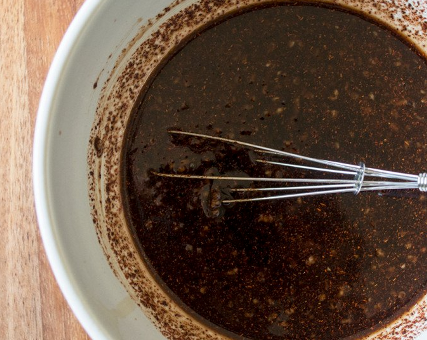 step 2 Combine Chili Powder (1 tsp), Smoked Paprika (1 tsp), Sea Salt (1/4 tsp), Balsamic Vinegar (4 Tbsp), Worcestershire Sauce (1 Tbsp), Maple Syrup (4 Tbsp), and Garlic (1 clove) in a bowl. Whisk until well combined.