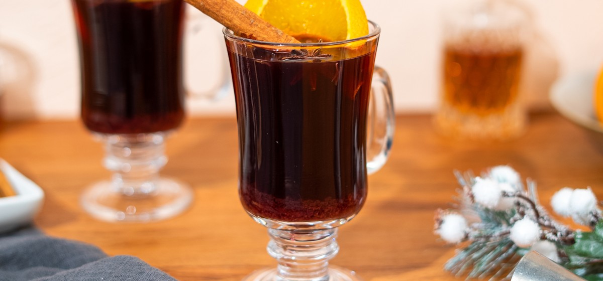 Ginger Cinnamon Mulled Wine Recipe | SideChef