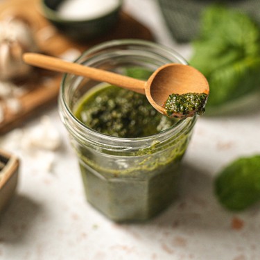 5-Minute Vegan Pesto Recipe | SideChef