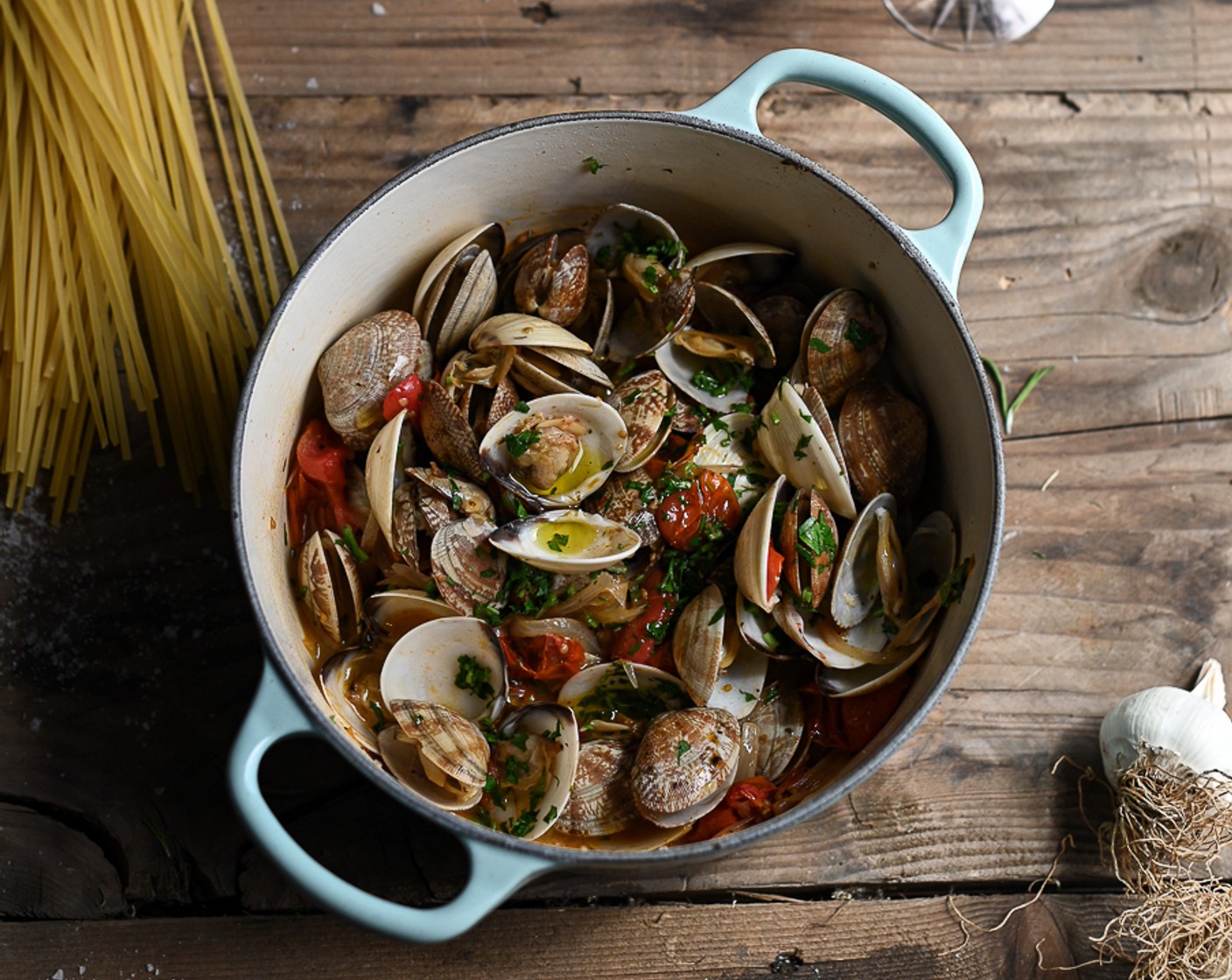 step 4 Add in the Manila Clams (1 2/3 cups), cover the dish with its lid, and steam for about 6 to 8 minutes, or until all the clams have opened and their meat is cooked (being sure to discard any that haven’t opened). Stir the Italian Flat-Leaf Parsley (2/3 cup) through the clams.