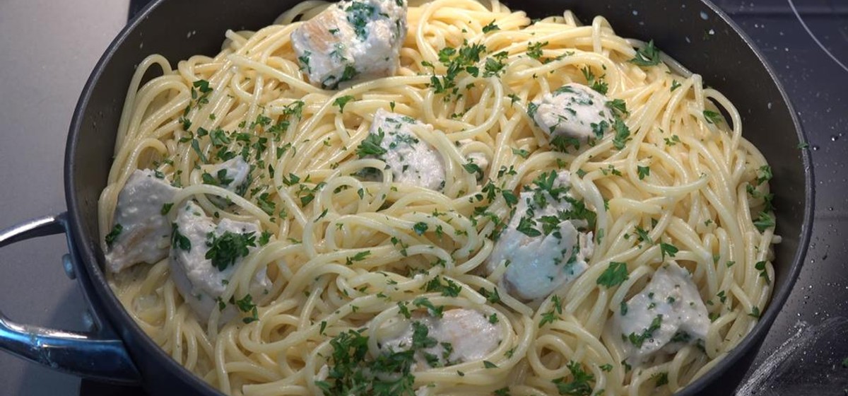 Easy Chicken Alfredo Pasta Recipe | SideChef