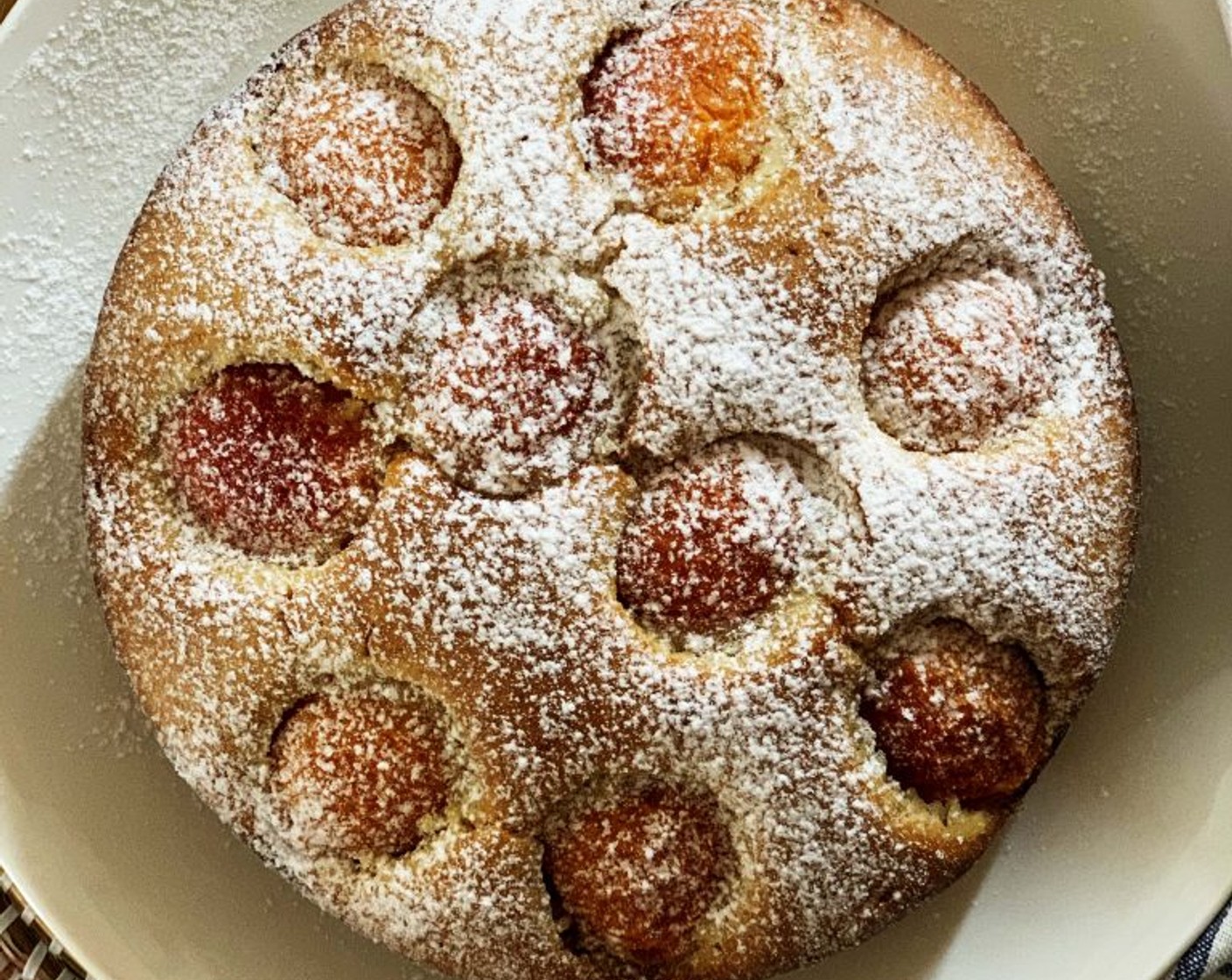 step 7 Allow the cake to cool down completely, then dust it up with some Powdered Confectioners Sugar (to taste) and enjoy!