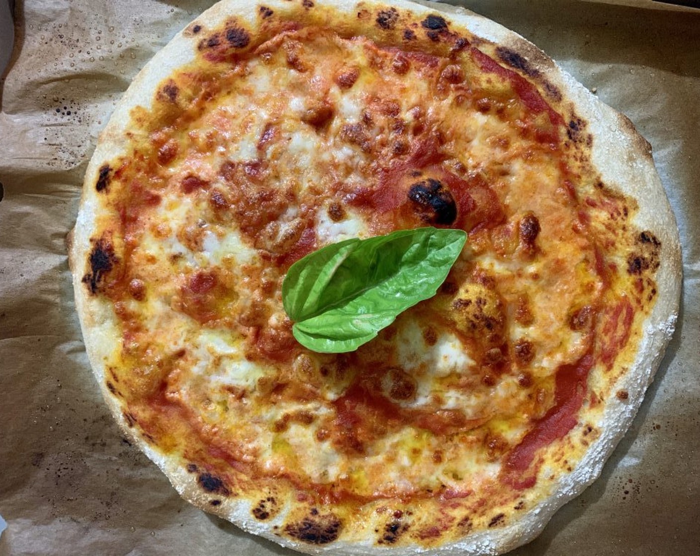 Rome Style Thin and Crispy Pizza