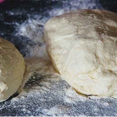 Homemade Pizza Dough Recipe | SideChef