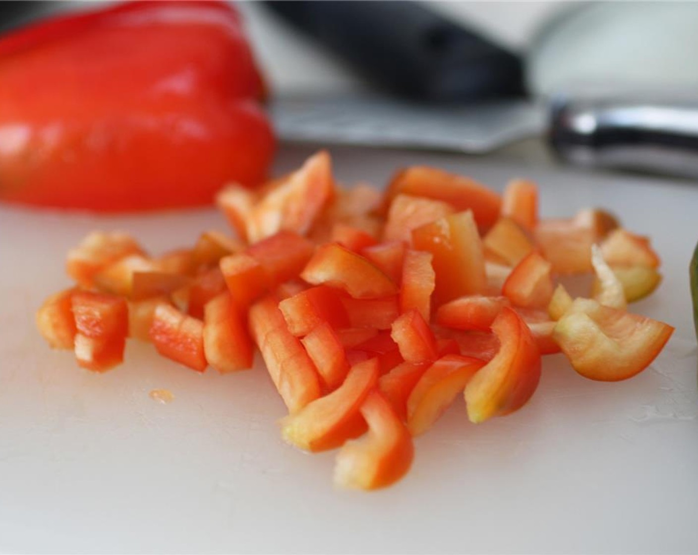 step 1 Add Sweet Potatoes (2 1/2 cups), Red Onion (1), Red Chili Pepper (1), Jalapeño Pepper (1), and Garlic (4 cloves) directly to the slow cooker.