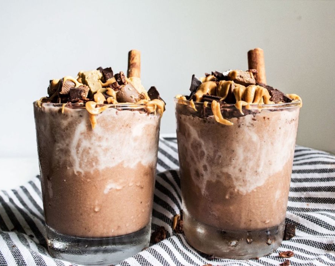 Vegan Chocolate Coconut Shake with Granola