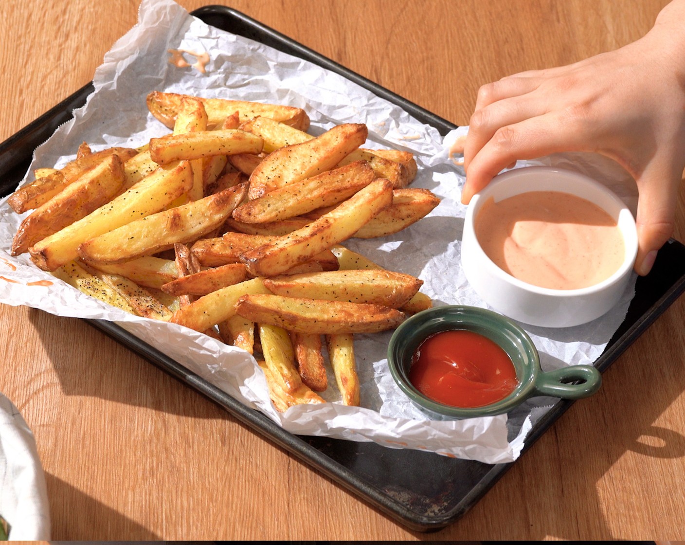 step 7 Serve hot with spicy mayonnaise and Ketchup (to taste).