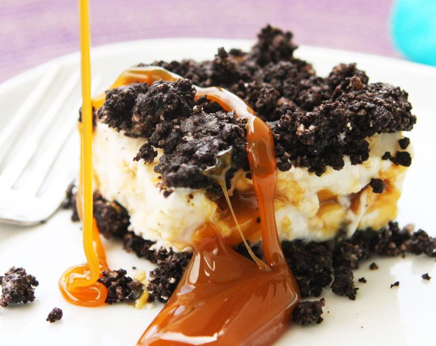 Oreo Caramel Frozen Yogurt Cake