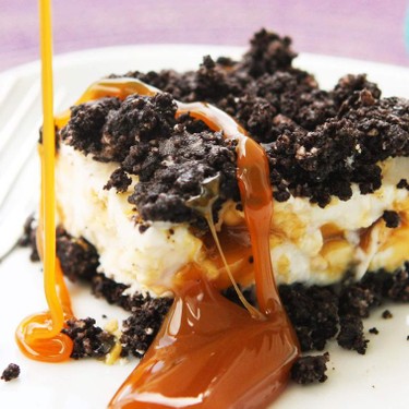 Oreo Caramel Frozen Yogurt Cake Recipe | SideChef