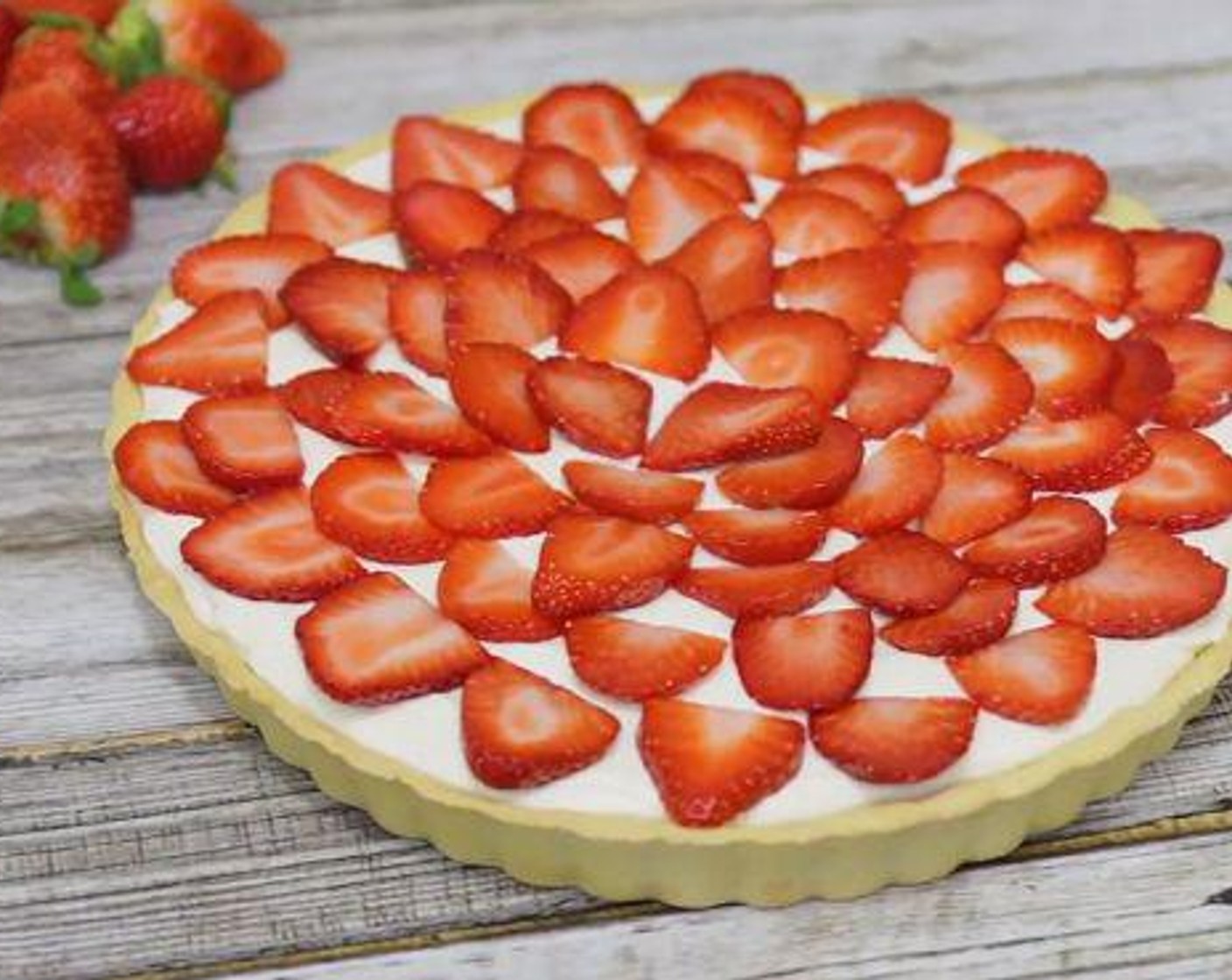 Fresh Strawberry Cheesecake Tart