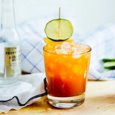 Apricot Pimm’s Fizz Recipe | SideChef