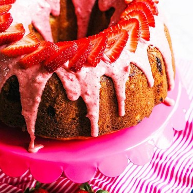 Strawberry Bundt Cake Recipe | SideChef