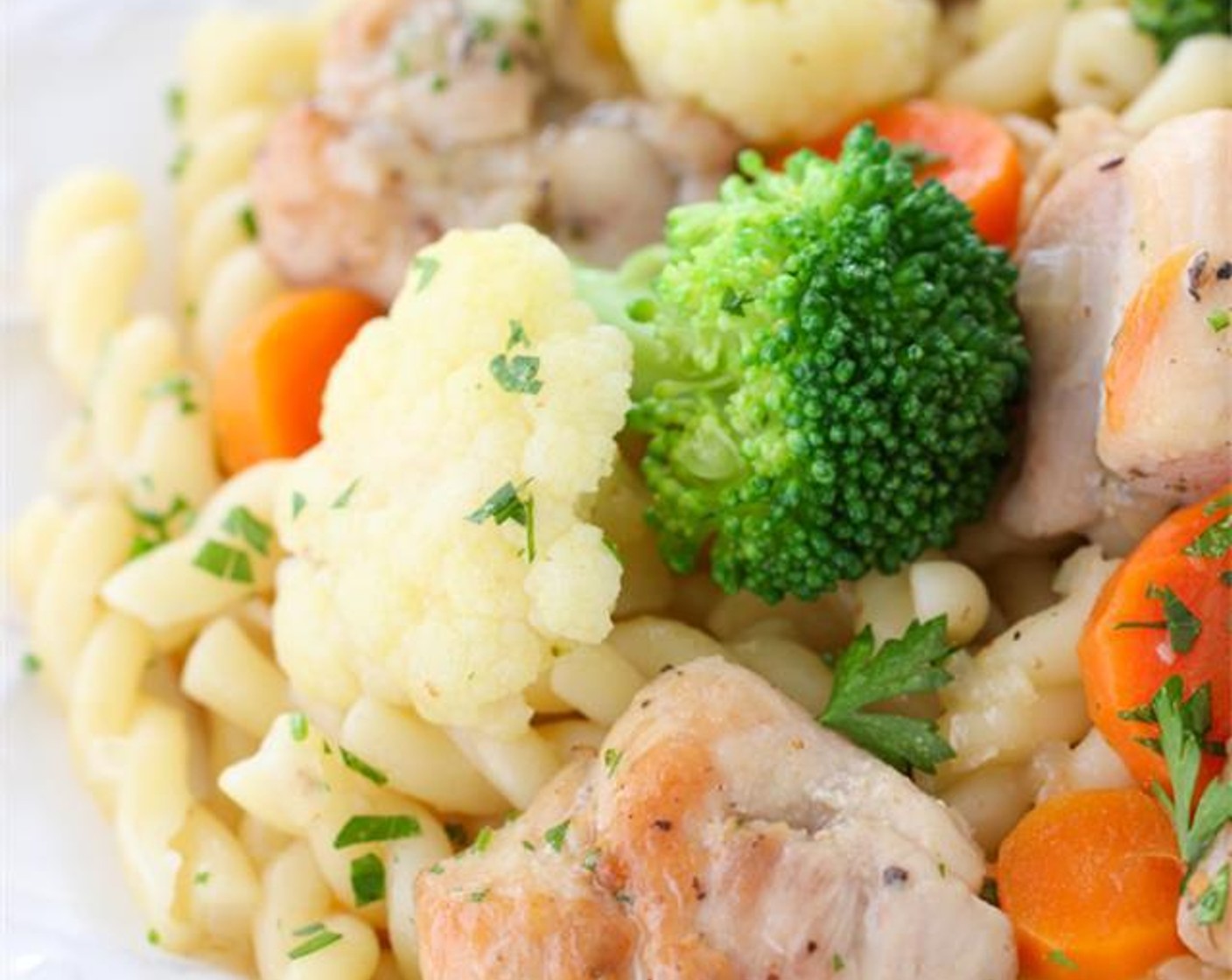 Easy Chicken and Vegetables in Velvety Sauce