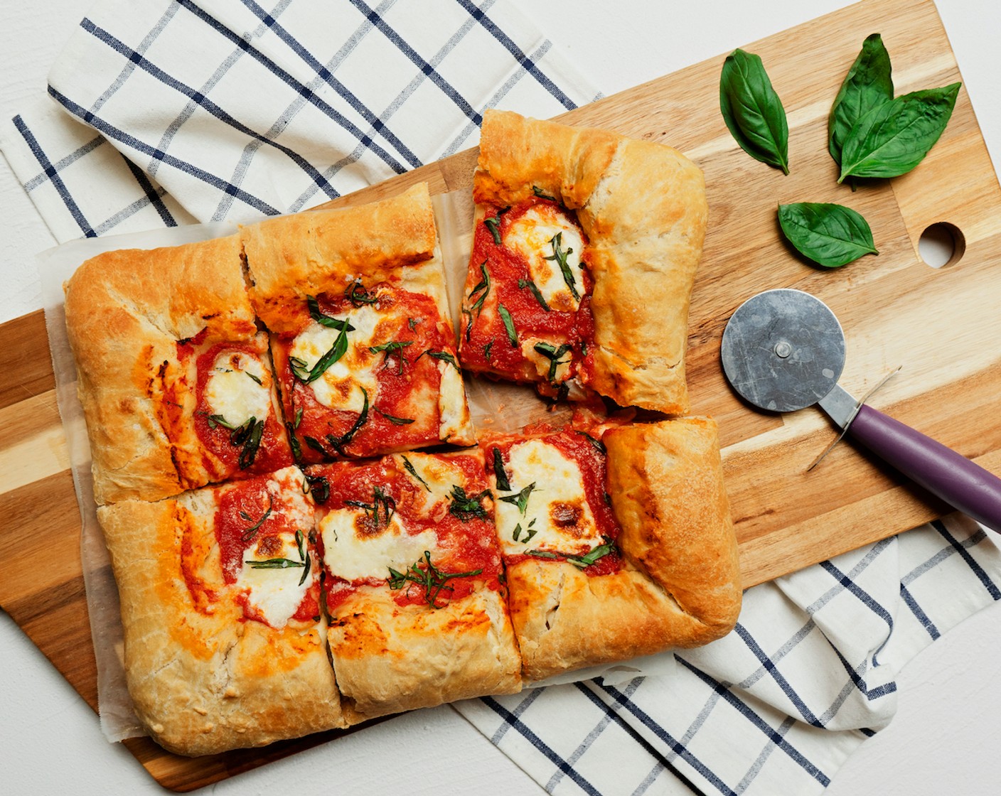 Stuffed Crust Margherita Pizza