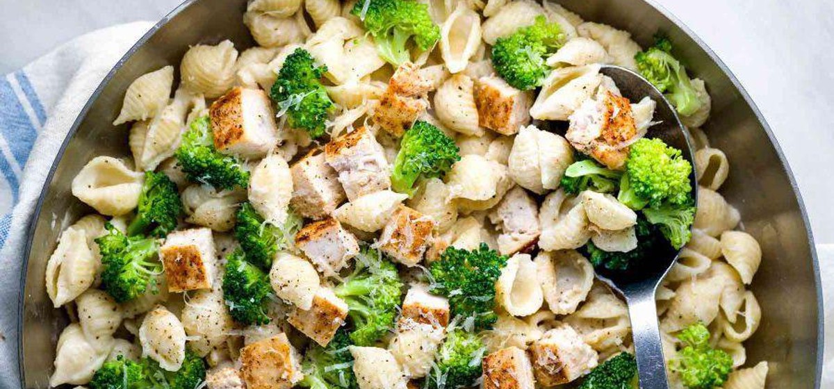 Pasta with Cauliflower Alfredo Sauce Recipe | SideChef