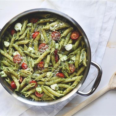 Penne Pesto with Cherry Tomatoes and Mozzarella Recipe | SideChef