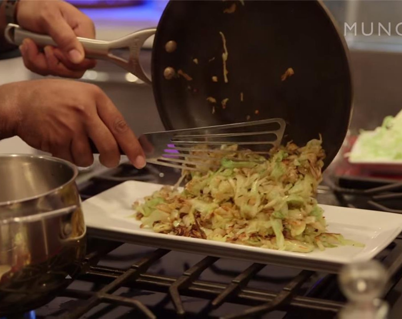 step 7 When the cabbage is done, set it aside.