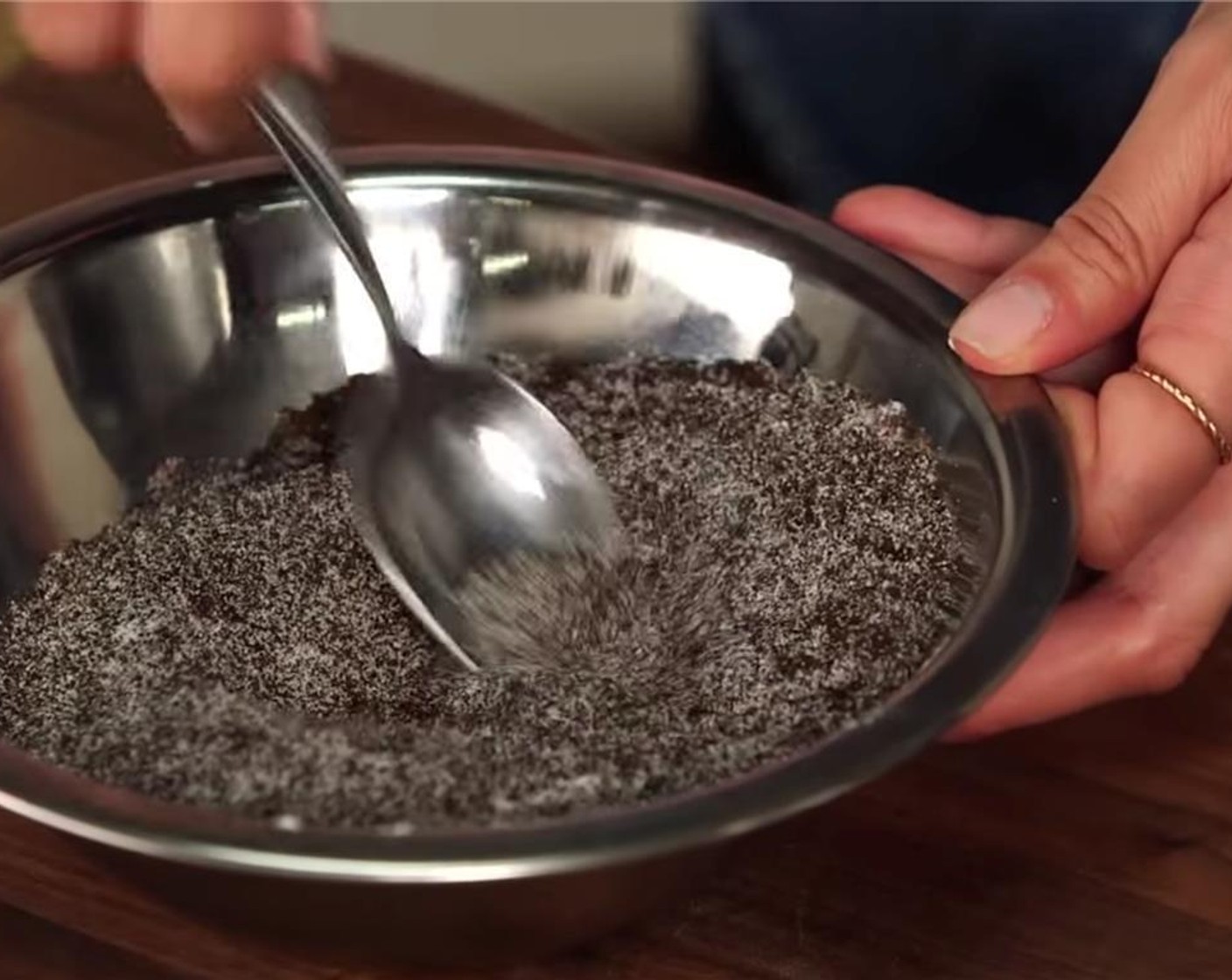 step 10 In a medium-sized bowl, mix together Granulated Sugar (1/2 cup) with the remaining Oreo cookie crumbs.