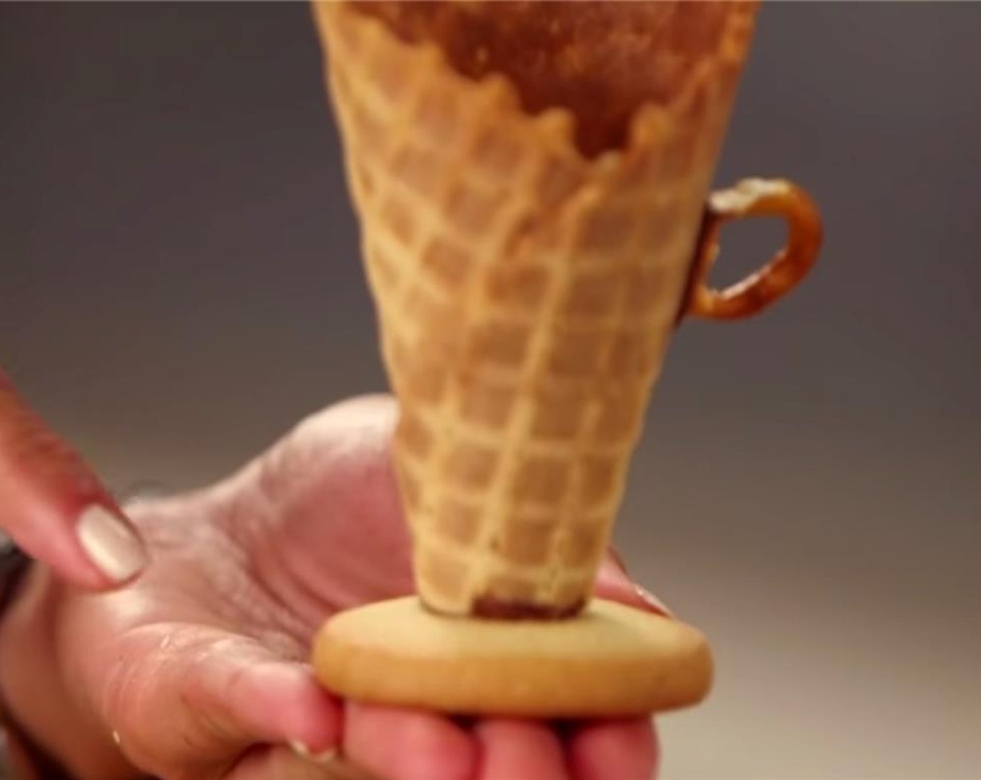 step 4 Repeat with cake cones or waffle cones, even using sugar cookies as the saucer!