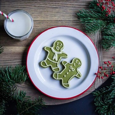 Matcha Shortbread Men Recipe | SideChef