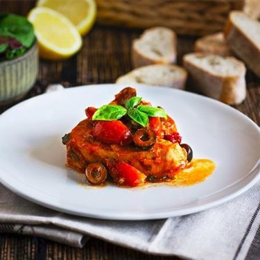 Easy Tuna Steak Southern Italian Style with Capers and Black Olives Recipe | SideChef