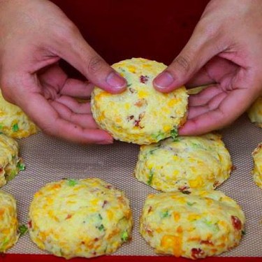 Bacon Cheddar Scones Recipe | SideChef
