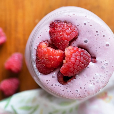 Raspberry Cheesecake Smoothie Recipe | SideChef