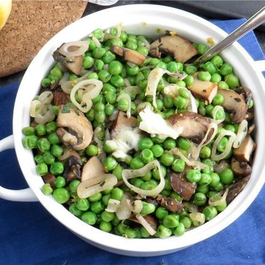 Peas with Shallots, Mushrooms, and Tarragon Recipe | SideChef