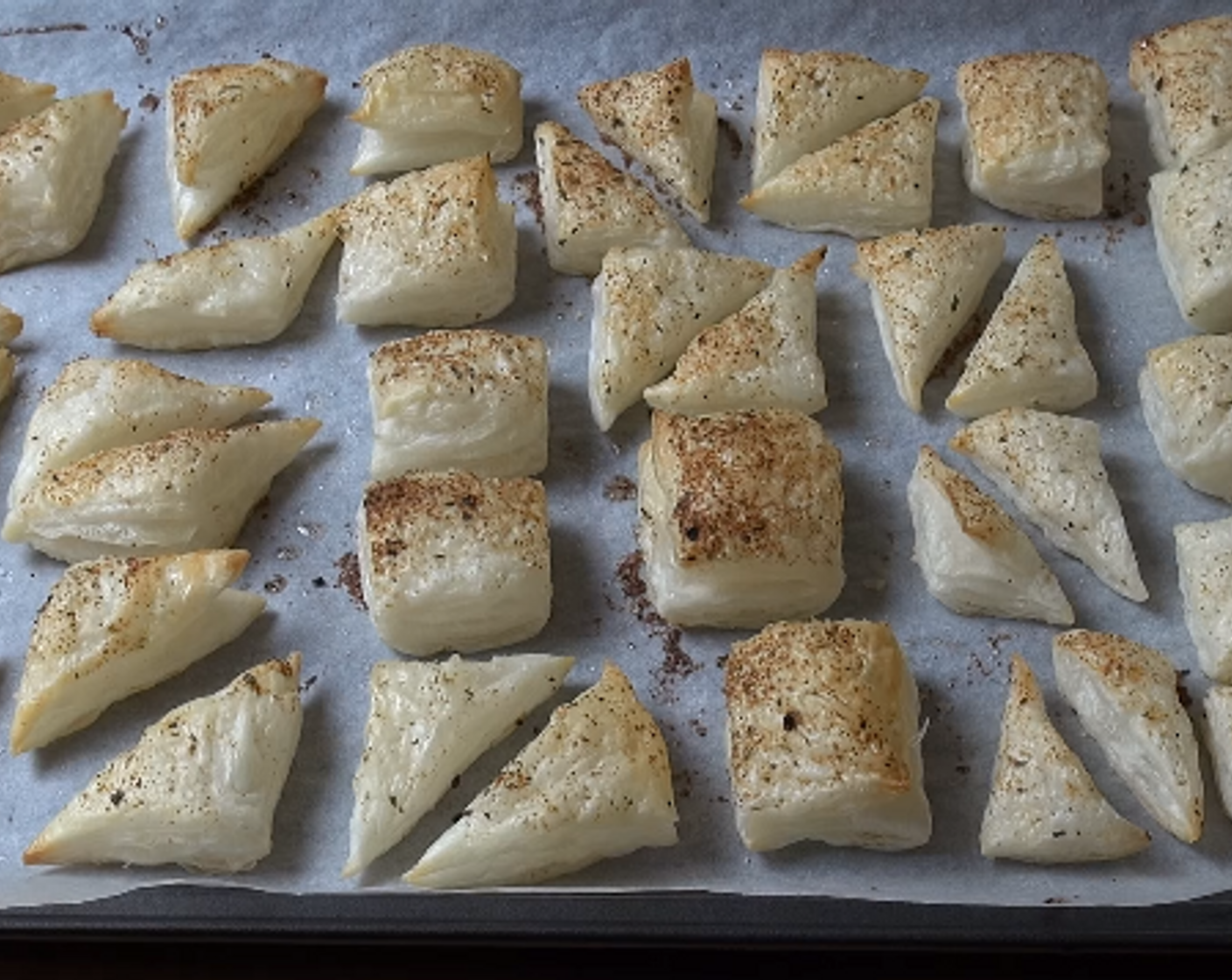 Seasoned Puff Pastry Bites