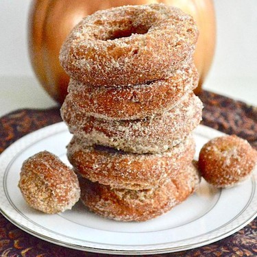 Pumpkin Spice Donuts Recipe | SideChef