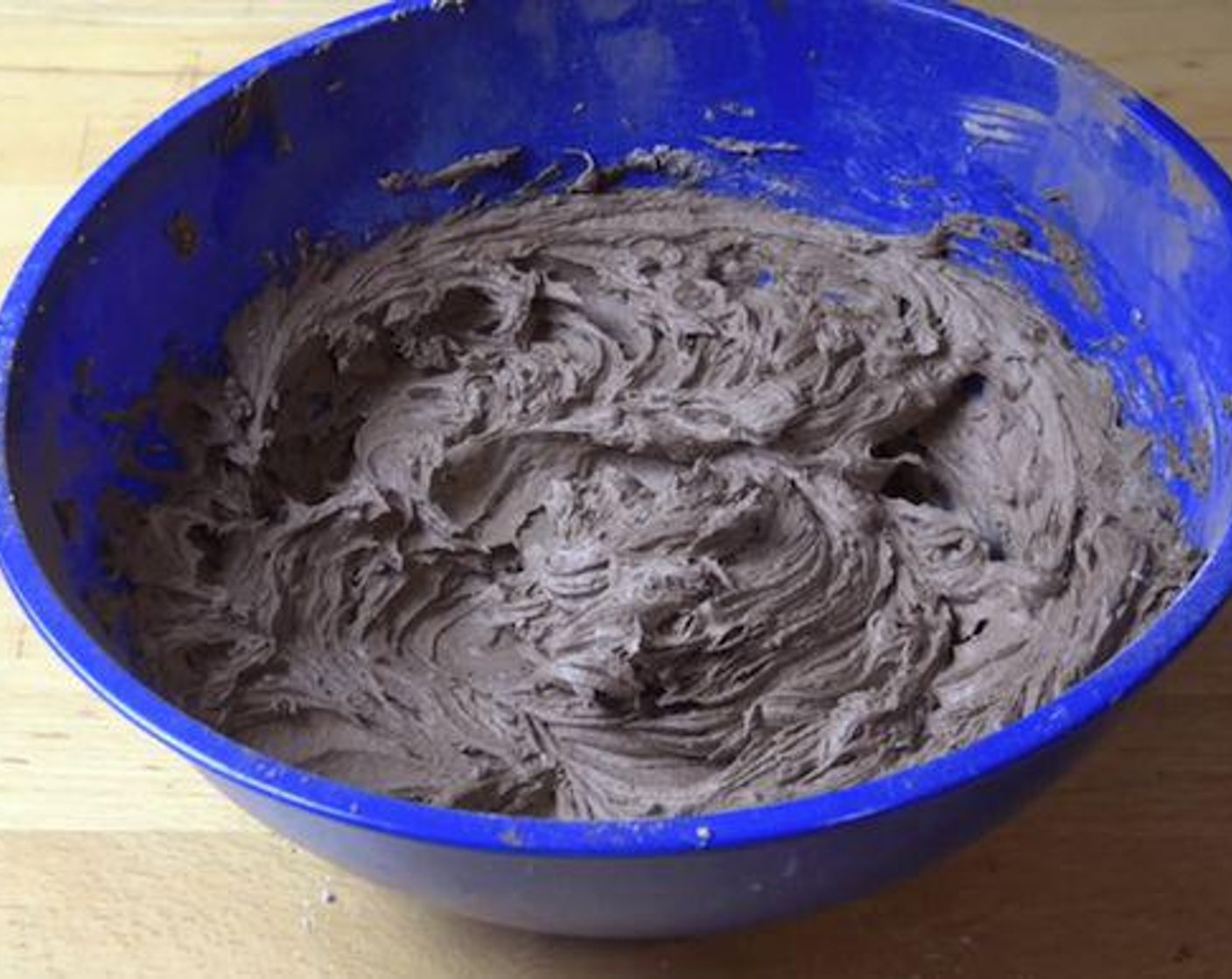 step 2 In a mixing bowl sift Powdered Confectioners Sugar (3 cups), Unsweetened Cocoa Powder (1/2 cup), Vanilla Extract (1 tsp), Butter (1 cup) and Milk (2 Tbsp). Using an electric beater mix until smooth.
