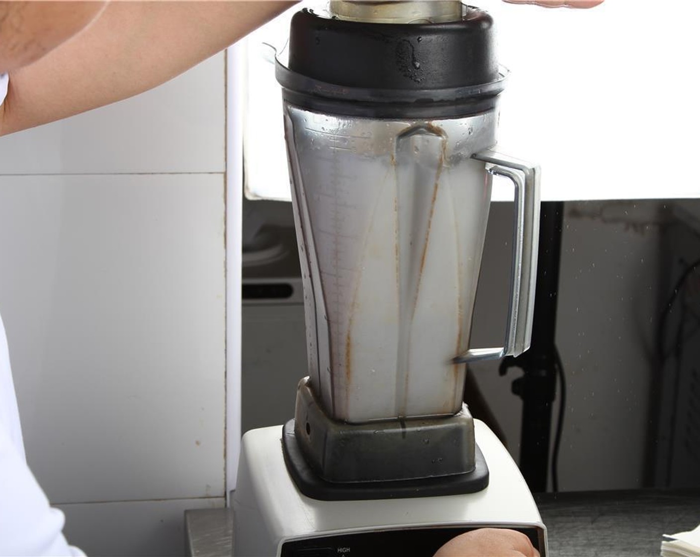 step 1 Combine 1/2 the Water (8 1/3 cups), non-iodized Salt (2 2/3 Tbsp) and Garlic (10 cloves) in a blender, blend until garlic is broken down and salt has dissolved.