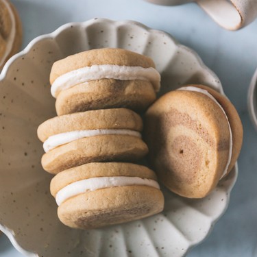Cinnamon Roll Cookie Sandwiches Recipe | SideChef