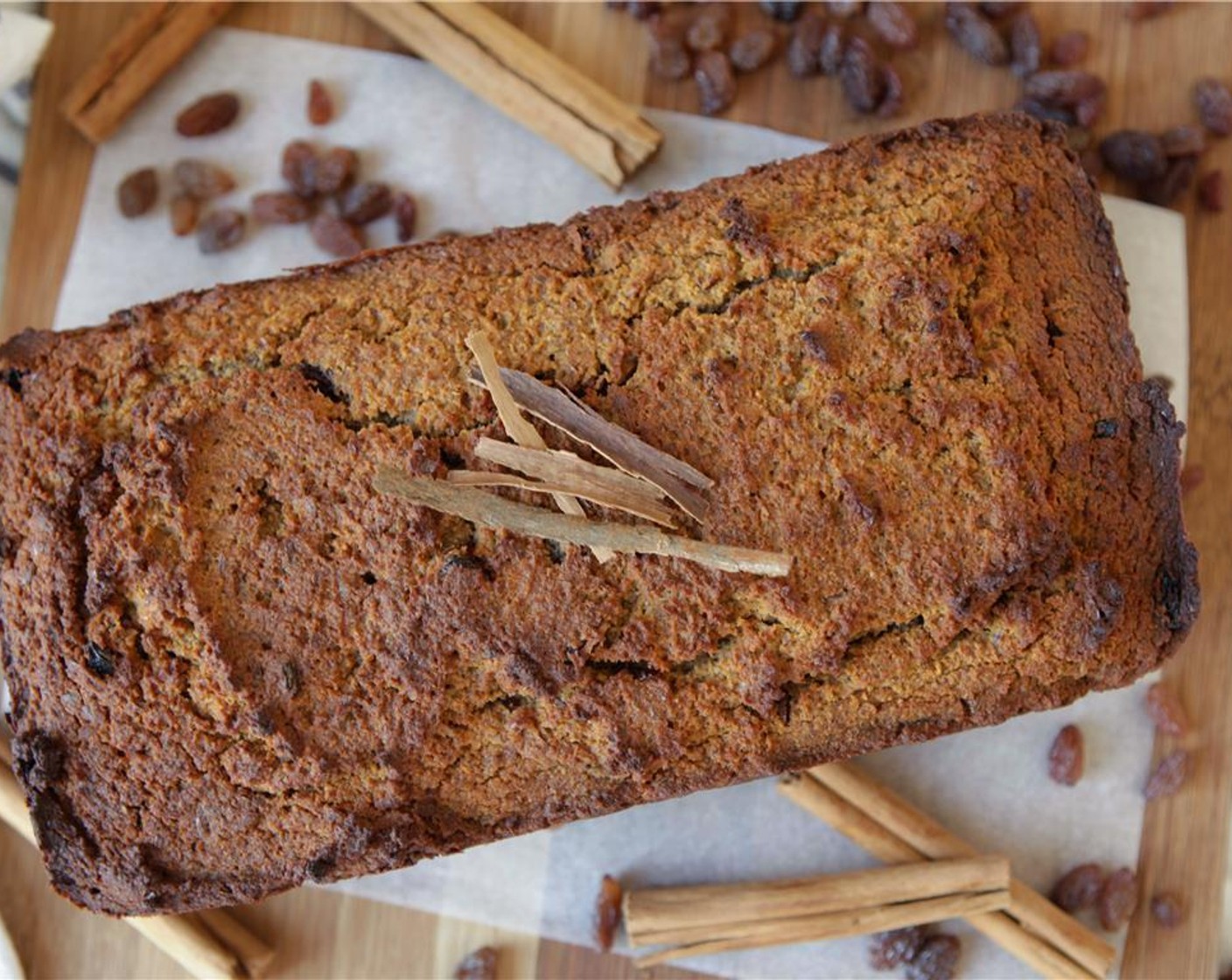 step 7 Place in middle rack for 50 minutes. The raisin bread is ready when an inserted skewer comes out clean.