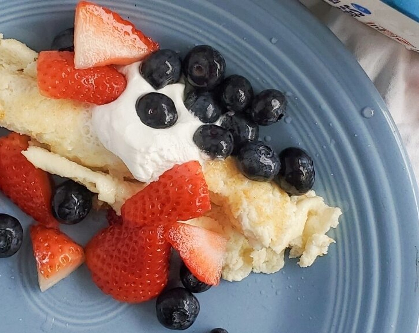 step 5 Top with Fresh Strawberry (1 cup), Fresh Blueberry (1 cup), Non-Dairy Whipped Topping (1 cup), and serve immediately.