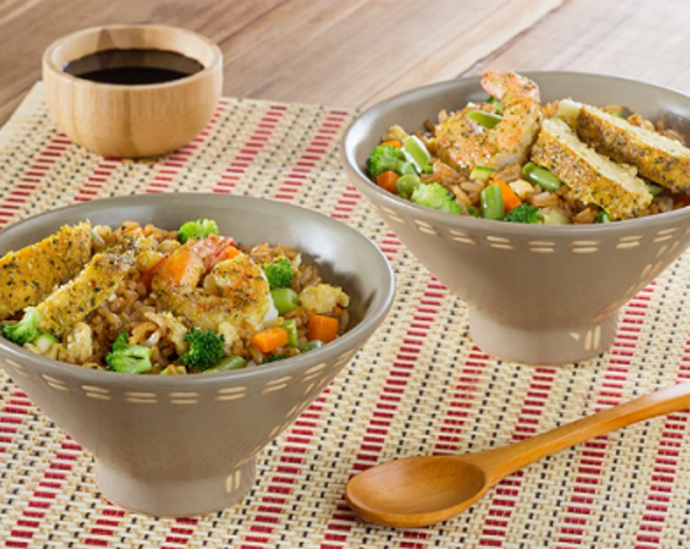 step 8 Place the rice mixture in a bowl and top with the shrimp and chicken.