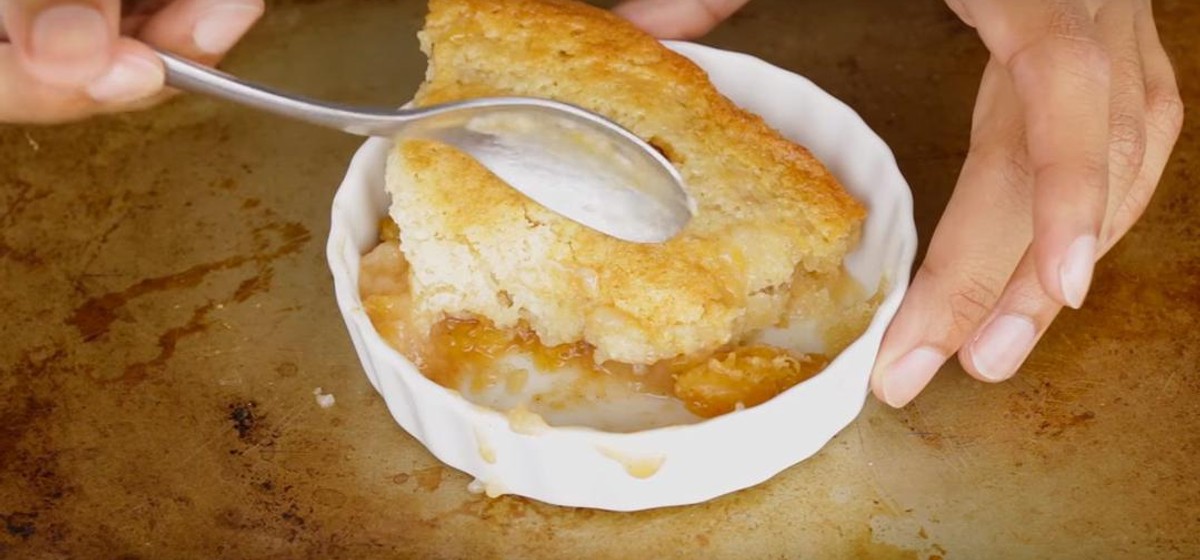 The Best Peach Cobbler Recipe | SideChef