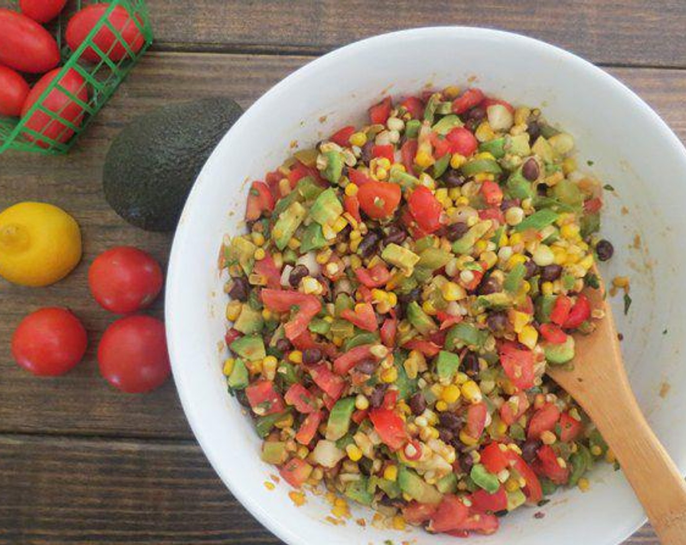 Chunky Salsa with Roasted Corn, Avocado and Tomatoes