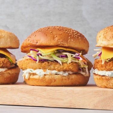 Crispy Fish Burgers with Homemade Tartar Sauce Recipe | SideChef